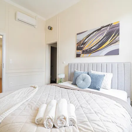 Luxurious Prestige Apartment On The St Stephen Road Boedapest Buitenkant foto
